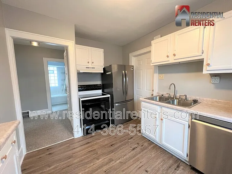2768 S Adams Ave #UPPER — Photo 7