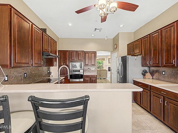 5th image of 14601 N DICKENS Court