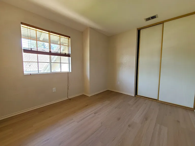 2476 Dublin Way — Photo 20