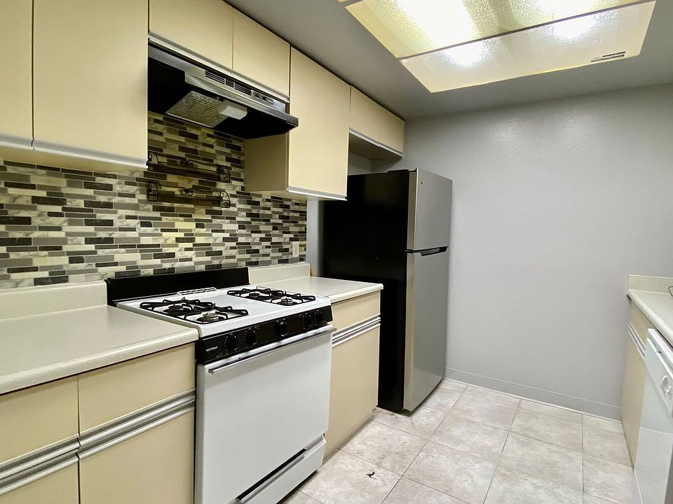 1st image of 70 N Catalina Ave APT 201