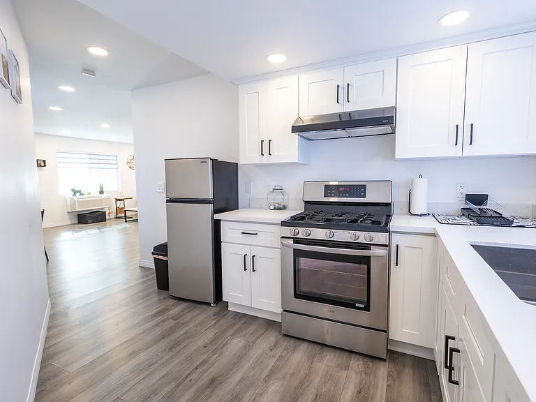 2109 Manitou Ave #A — Photo 35