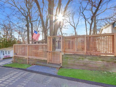 11 Cottage Road, Calverton, NY, 11933