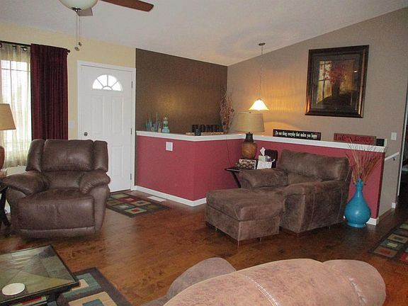 3rd image of 3351 Jantz Cir