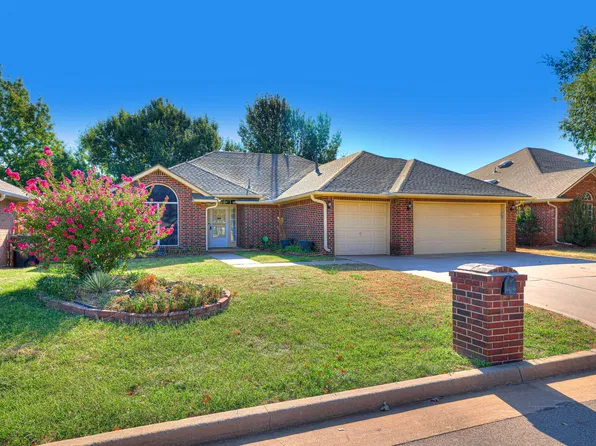 17512 Copper Creek Dr, Edmond, OK 73012