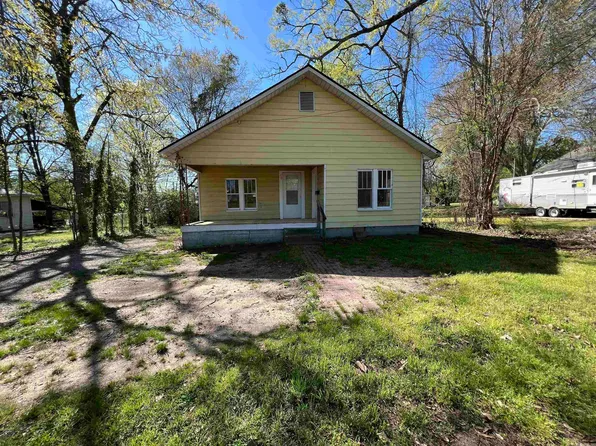 215 N 15th St, Arkadelphia, AR 71923