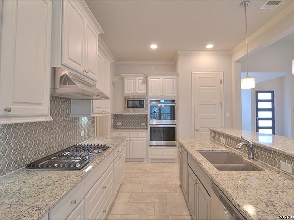 2nd image of 3723 Las Casitas