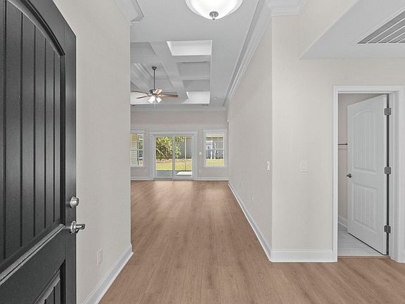 5th image of 800 Stone Pine Ct.