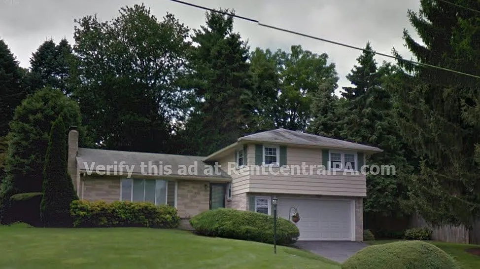 230 Saint Johns Dr photo 1