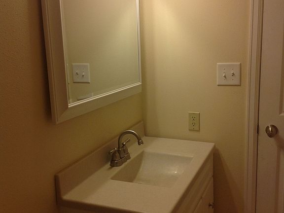 4th image of 4400 S Poplar St Unit 312