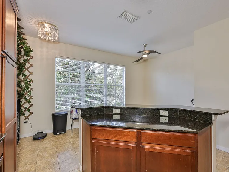 1307 Salem Orchard Ln #TOWNHOUSE — Photo 13