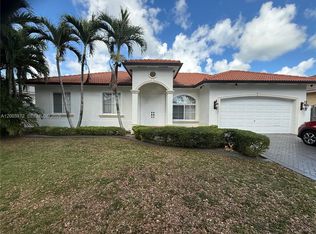 17460 NW 89th Ave, Hialeah, FL 33018