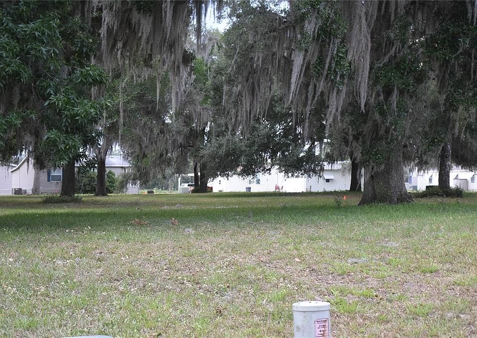 1st image of LOT 12 BLK D LEXINGTON CIR COURT LOT 12