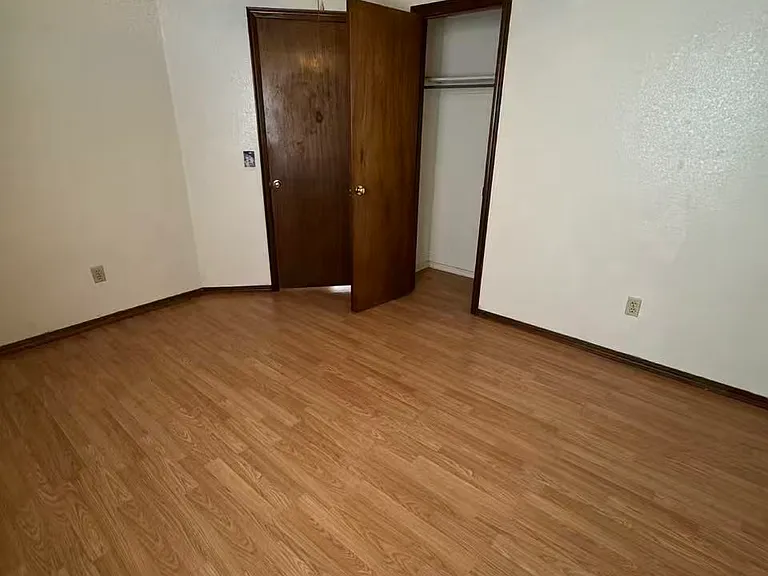 2128 Meench Dr — Photo 24