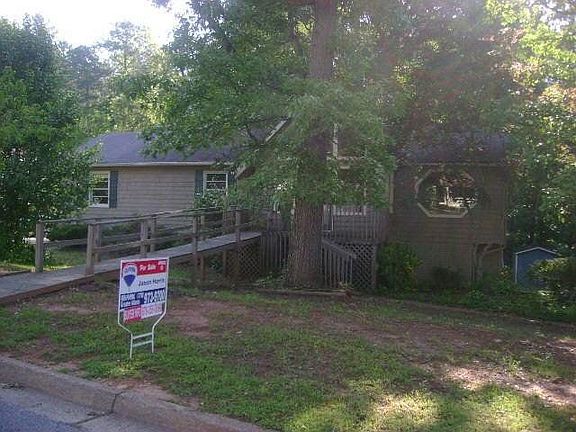 2nd image of 4089 Knotty Oak Trl