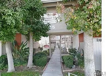 2 bed, 700 sqft, $1,525 — Photo 2