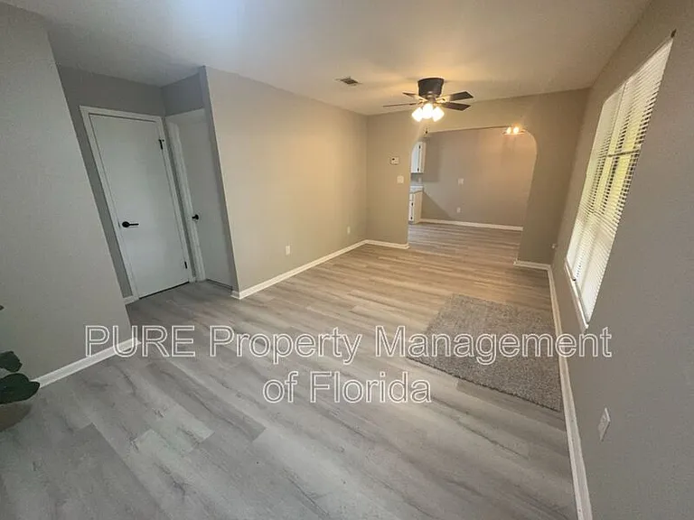 595 NW 100th St #A — Photo 9