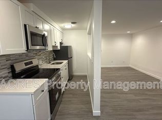 3250 California Ave SW UNIT 3, Seattle, WA 98116