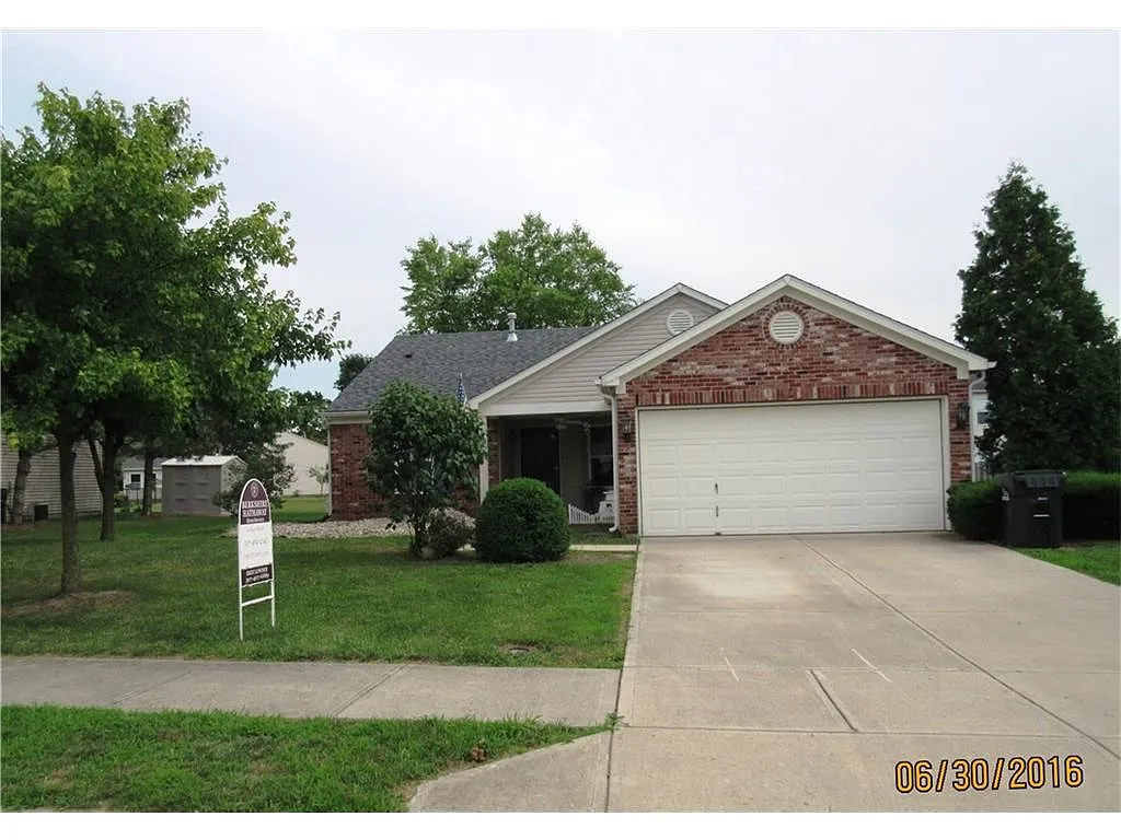 1467 Jasmine Dr photo 1