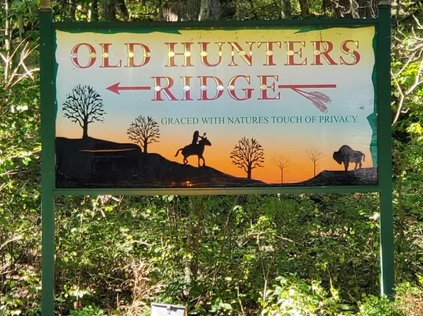 2174 Fawn Ridge Dr, Dixon, IL 61021