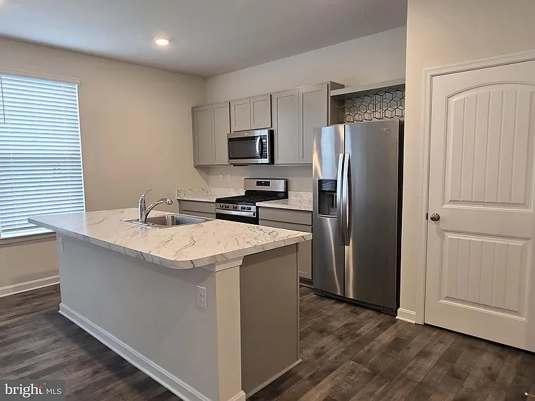 71 Filbert Dr — Photo 8