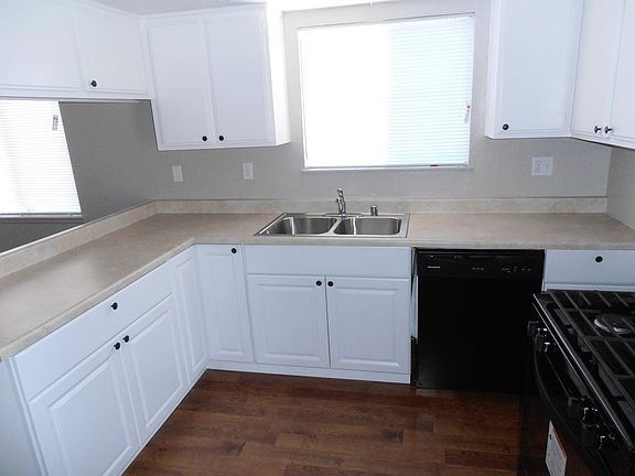 4th image of 24382 Bluegrass Ct