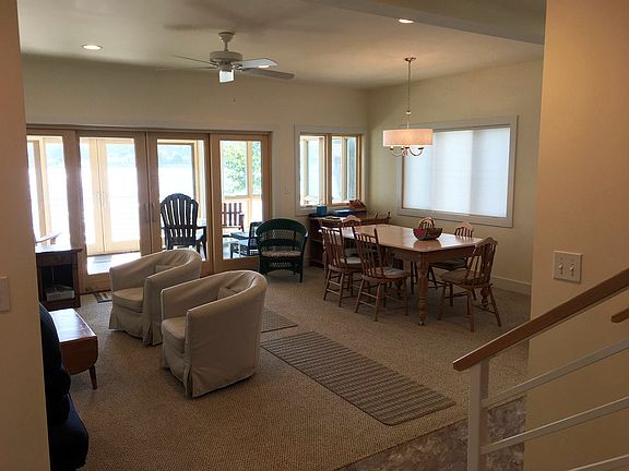 3rd image of 6454 N Shore Dr