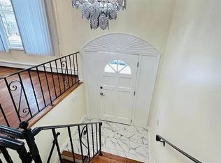 (Undisclosed Address), Huntington Station, NY 11746