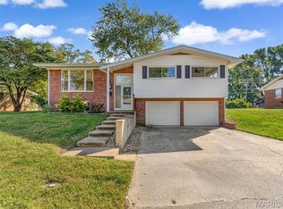 10 President Way, Belleville, IL 62226