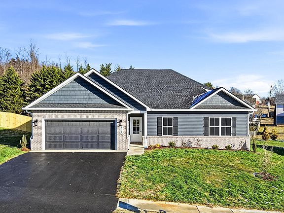 3rd image of 564 Catalina Ct