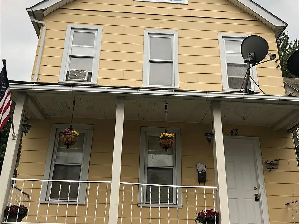 43 Broad St #2