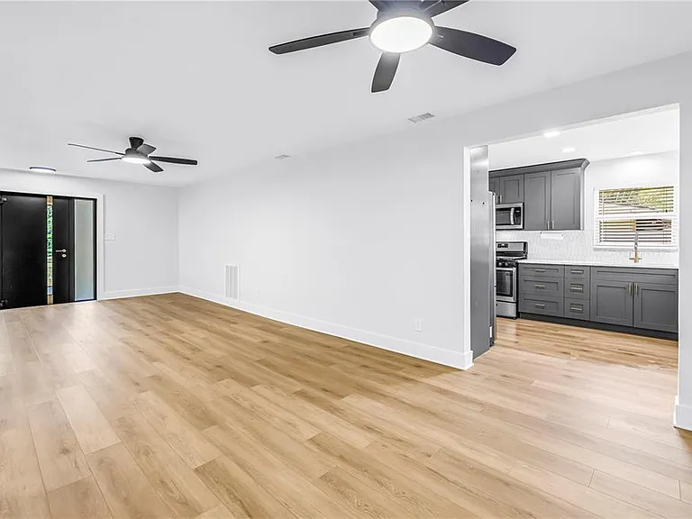 5846 12th St S — Photo 3
