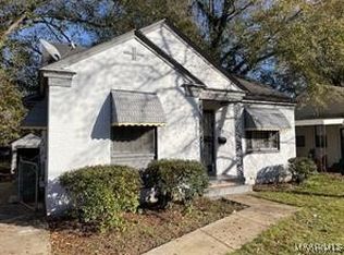 15 Oak Forest Dr, Montgomery, AL 36109