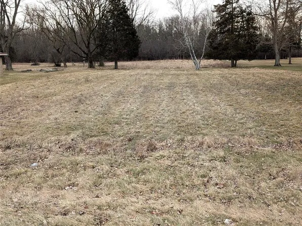 2840 Tatham Rd, Saginaw, MI 48601