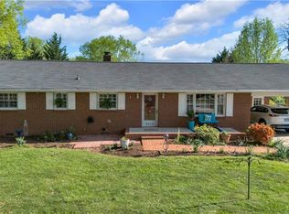 5314 Mountain View Rd, Winston Salem, NC 27104