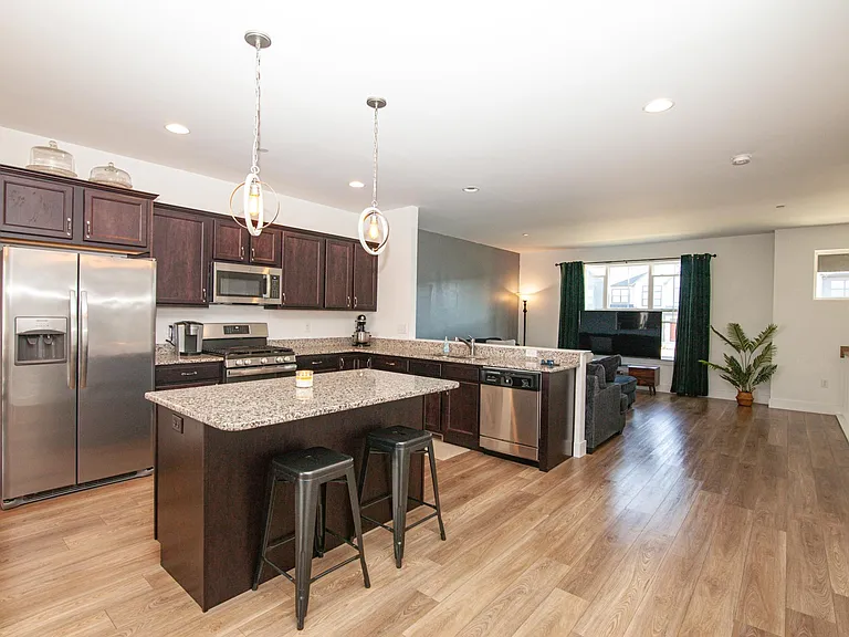 313 Estate Dr — Photo 22