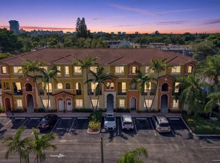 141 NW 2nd Avenue #7, Hallandale Beach, FL 33009