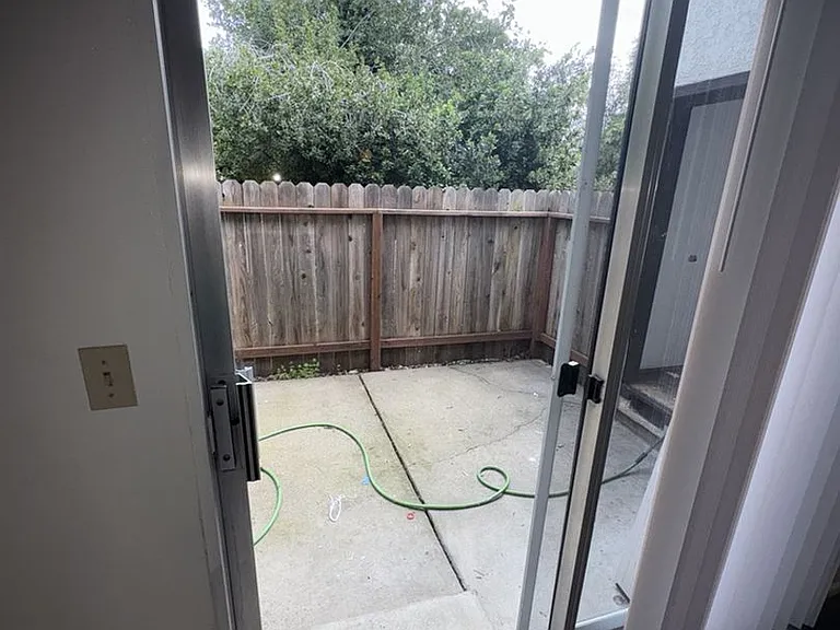 930 E Tabor Ave — Photo 4