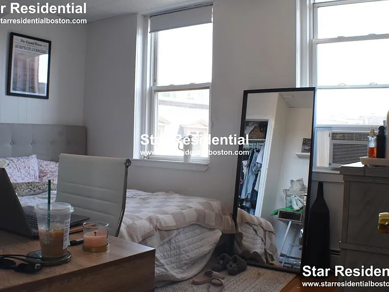 158 Salem St #7 — Photo 9