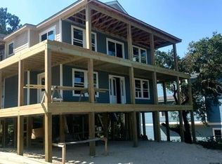836 Rosewood Ave, Corolla, NC 27927