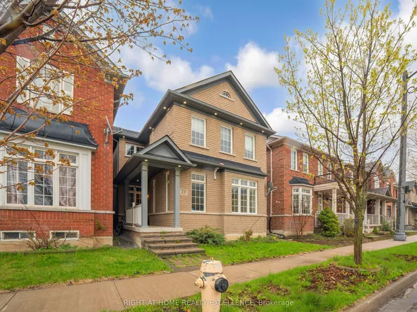 23 Quail Holw, Markham, ON L6B 0K7