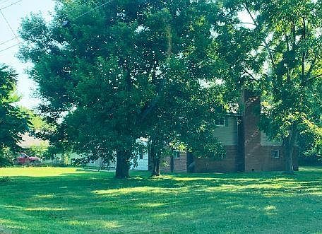 2nd image of 548 Emerson Ave