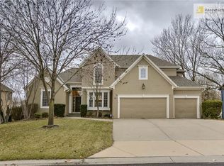 12332 Gillette St, Overland Park, KS 66213