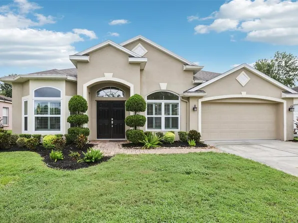 1518 Brooksbend Dr, Zephyrhills, FL 33543