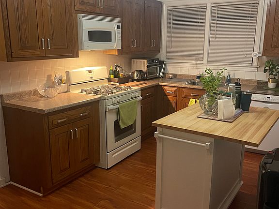 2nd image of 8950 Bronx Ave APT 2S