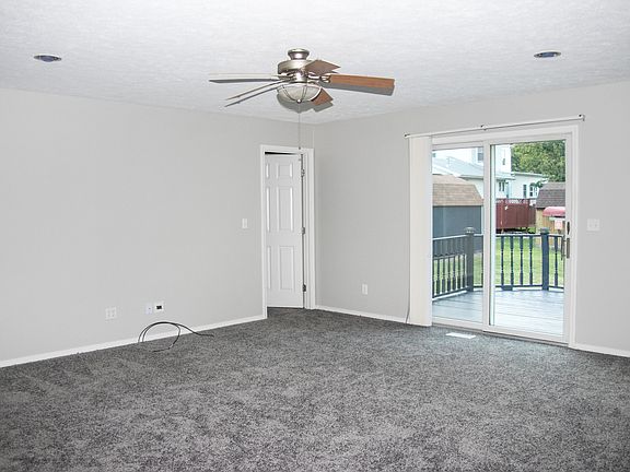5th image of 504 E Vine St