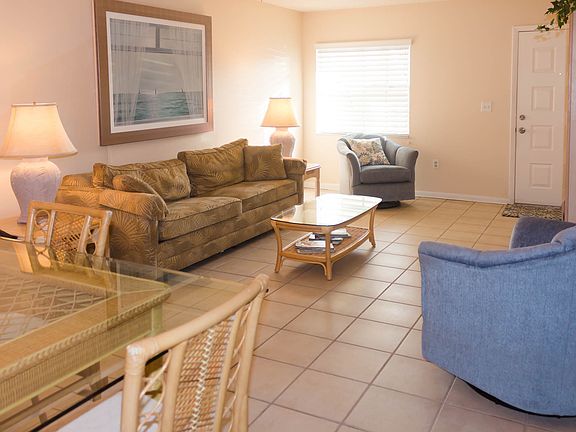 Living area as seen from kitchen