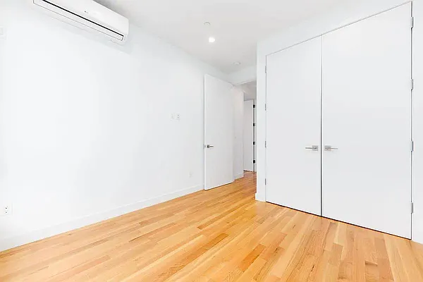 Rented by GROOME REALTY LLC | media 9