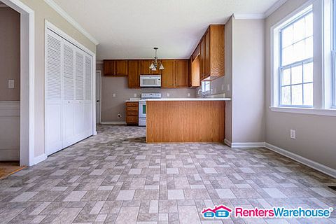 3rd image of 29 Dove Pointe Ln