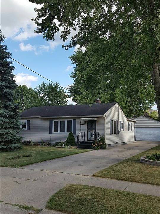 1st image of 533 E Hosmer St
