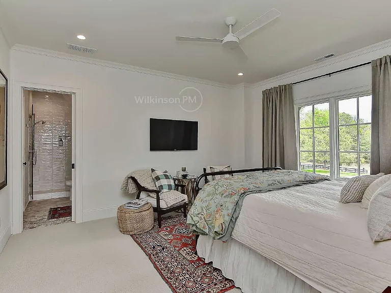 9705 Saddle Ave — Photo 54
